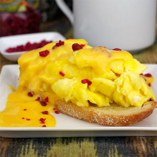 Scrambled Eggs With Microwave Cheese Sauce