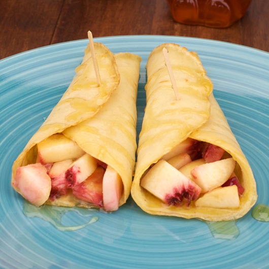 Low-Fat Honey Crepes Filled With Peaches