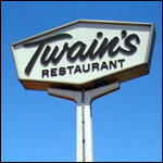 Twain's Restaurant in Studio City