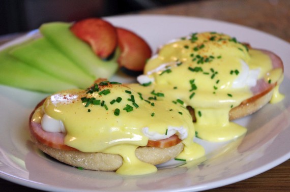 How To Make Eggs Benedict