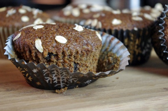 Homemade Bran Muffin: Dig In!