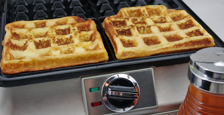 Tried 90 sec French toast recipe on the Dash mini waffle maker : r