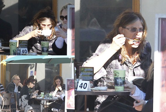 Steven Tyler (Aerosmith) Eating Breakfast