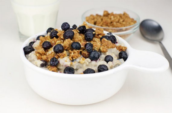 Deluxe Blueberry Muffin Oatmeal