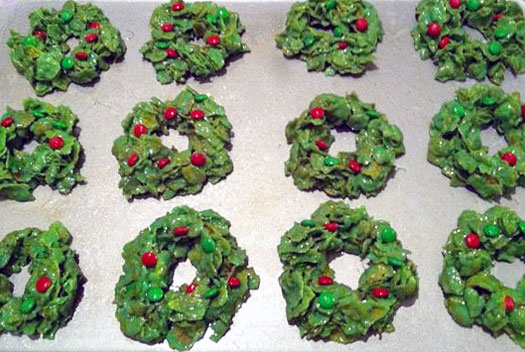 Corn Flake Christmas Wreaths