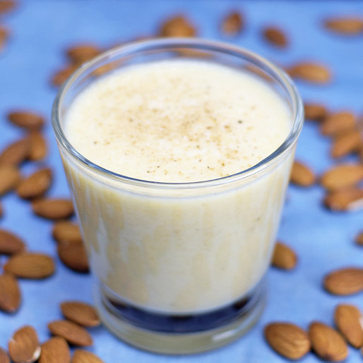 Banana Almond Crush Smoothie