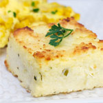 Cheesy Baked Grits Casserole (Vegetarian)