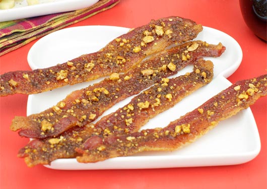 Sweet & Spicy Cashew Bacon