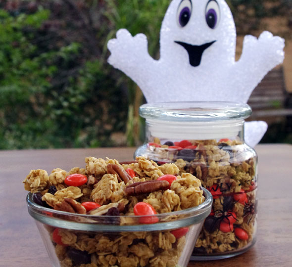 Halloween Pumpkin Pecan Pie Granola