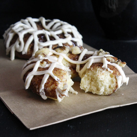 Baked Cinnamon Roll Donut