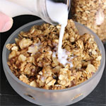 Walnut Granola