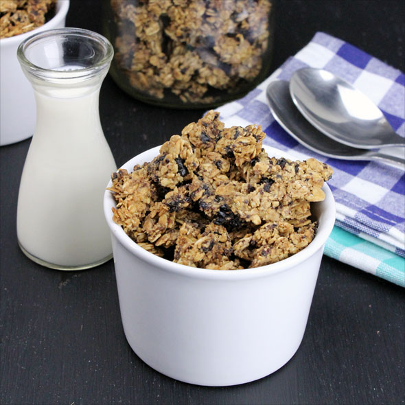 Fruit And Nut Granola Clusters